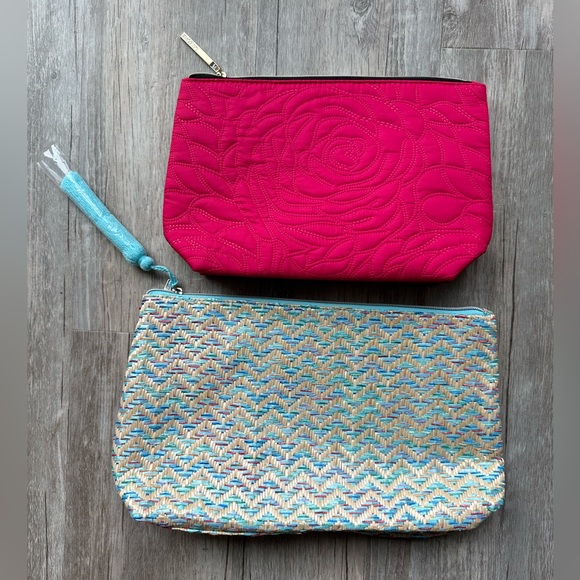 Lancôme Blue & Fuchsia Cosmetic Bags - Picture 5 of 9